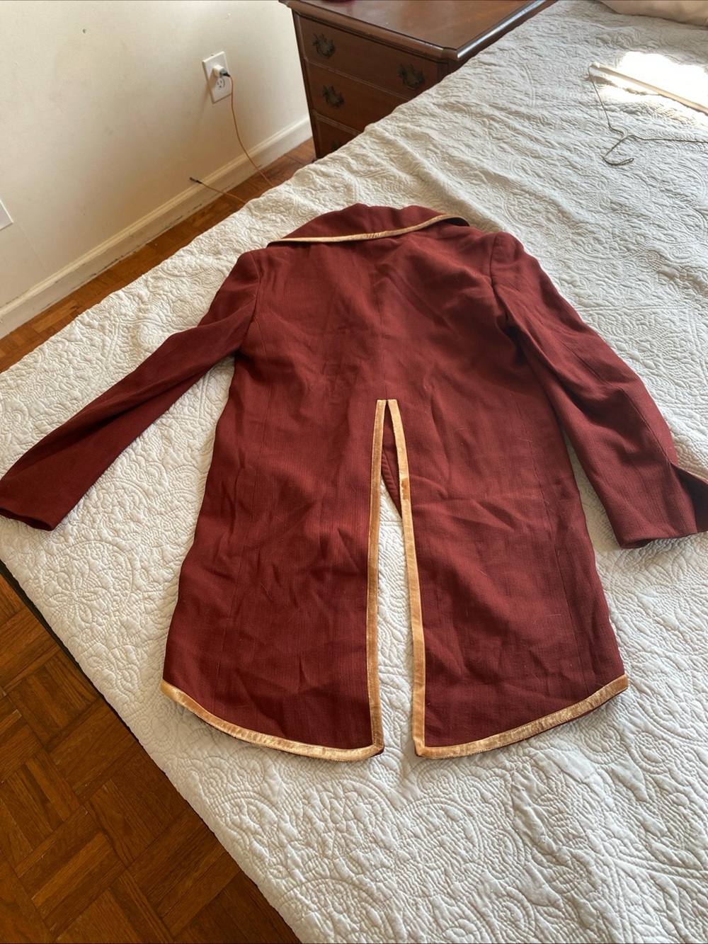 Vintage Romeo Gigli Women's Rust Tailcoat Blazer with Velvet Gold Trim Size 40 - Picture 5 of 10